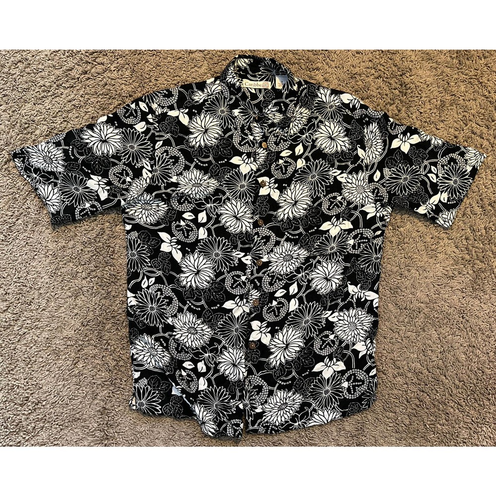 Caribbean 100% Rayon Button Up Short Sleeve Black and White Floral Hawaii Size S
